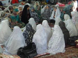 مراسم اعتکاف دانشجویان دختر