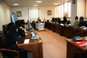 کارگاه یک روزه اموزشی برای آموزش وپرورش