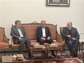 وزیر بهداشت، درمان و آموزش پزشکی عصر چهارشنبه هشتم مرداد وارد فرودگاه بین‌المللی شهید مدنی تبریز شد