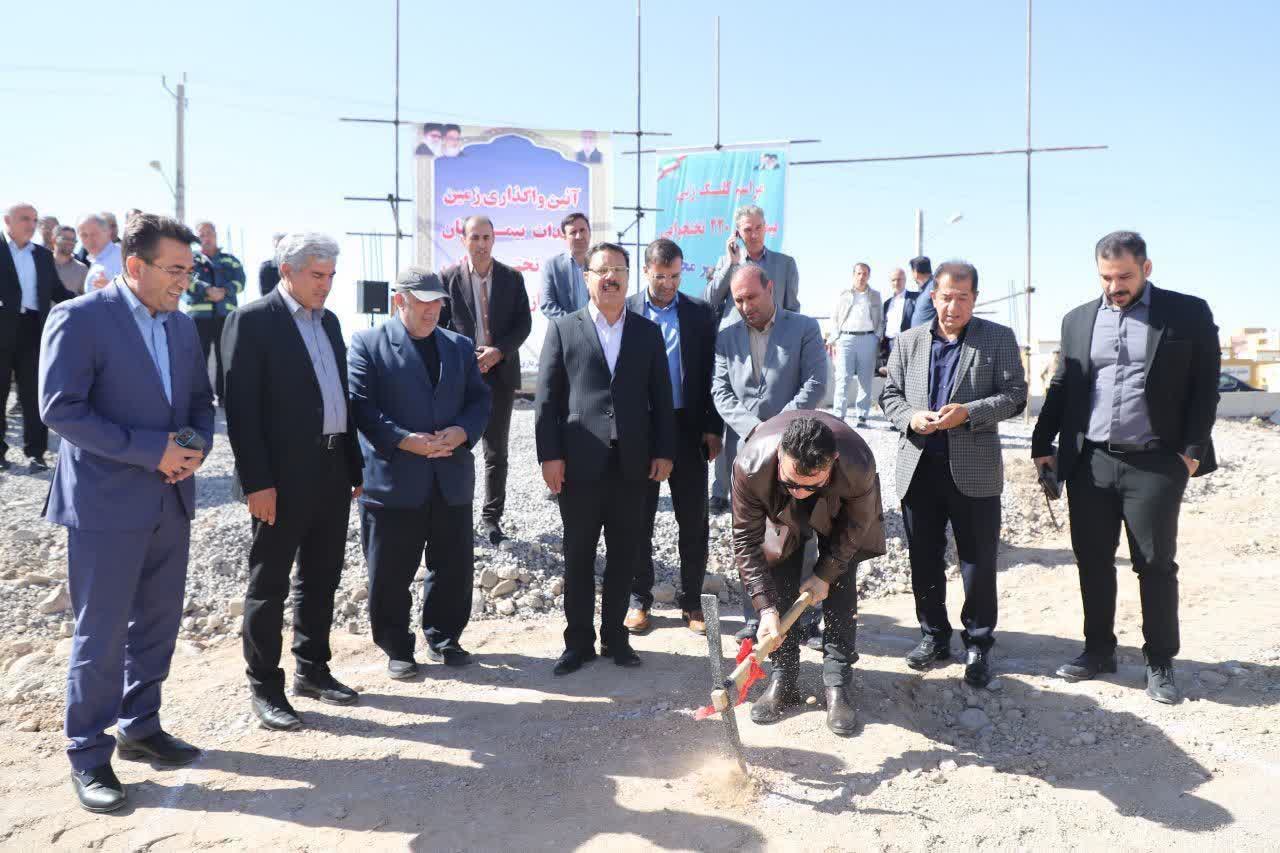 آیین واگذاری زمین و کلنگ‌زنی بیمارستان 220 تختخوابی خیرساز سهند