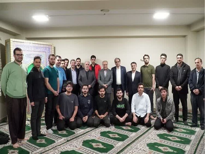 بازدید استاندار آذربایجان شرقی و مسئولان دانشگاه علوم پزشکی تبریز از خوابگاه گلستان