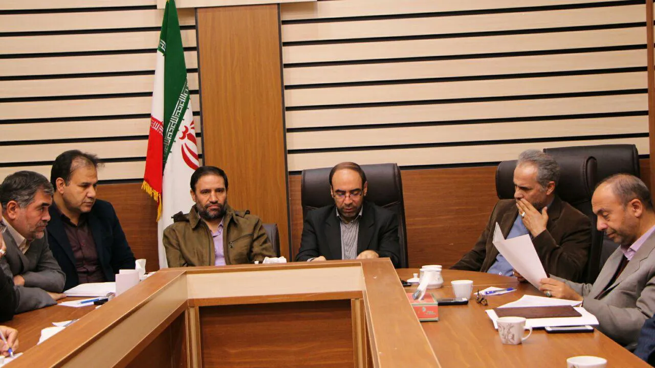 گزارش جلسه کاری مسئولین شبکه بهداشت و درمان شهرستان بناب با فرماندار ،نماینده مجلس ،شهردار وشورای محترم شهرو شهرستان بناب