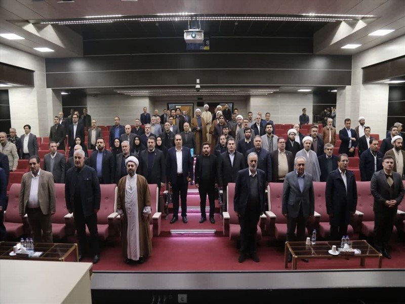 درخشش دانشگاه علوم پزشکی تبریز در ترویج فرهنگ اقامه نماز