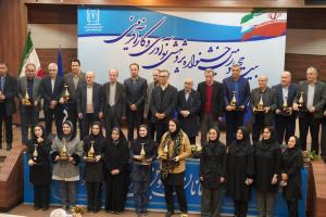 تجلیل از پژوهشگران، فناوران و کارآفرینان برتر در بیست و چهارمین جشنواره دانشگاه علوم پزشکی تبریز