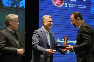 کسب رتبه سوم محقق برگزیده در بخش کمیته علوم پایه پزشکی توسط دکتر سعید صفیری، عضو هیئت علمی دانشگاه علوم پزشکی تبریز