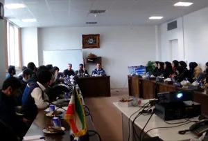 برگزاری دوره آشنایی دانشجویان دانشکده داروسازی با موضوعات مرتبط با داروخانه ها در معاونت غذا و دارو تبریز