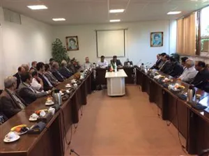 نشست مدیران عامل واحدهای لبنی و گوشتی با معاون غذا و دارو تبریز