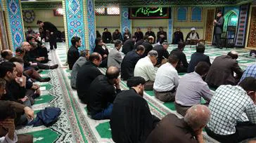 برگزاری مراسم عزاداری شهادت امام حسین (ع) توسط اساتید ، دانشجویان وکارکنان دانشگاه