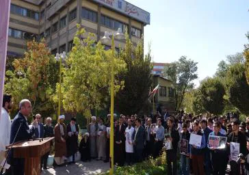 ترامپ به دنبال تهاجم به پایه‌های انقلاب اسلامی است؛ بنابراین ملت ایران بایستی در کنار یکدیگر پایه‌های انقلاب اسلامی را تقویت کنند.